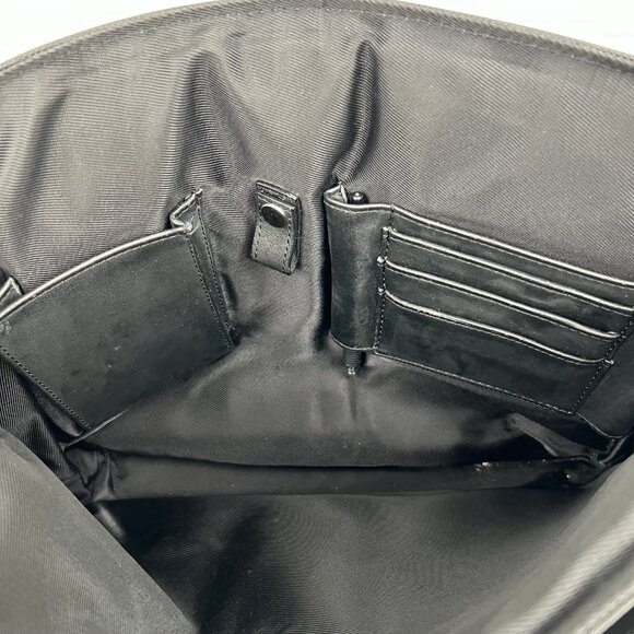 Kenneth Cole Black Adjustable Messenger Laptop Bag | Classic Design - Picture 12 of 12